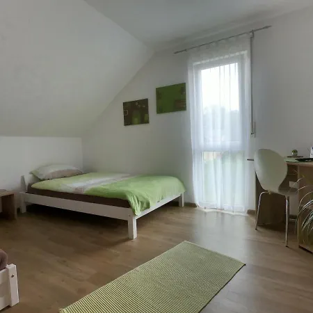 Moderne Ferienwohnung In Durmersheim 2 Zi, Naehe Rhein Und Messe Ka Eksteriør billede