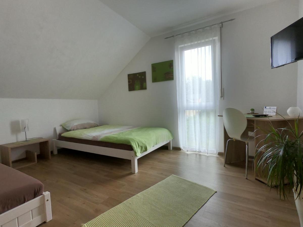 Moderne In Apartment Durmersheim